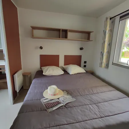 Le Rouge Gorge **** 10' Puy Du Fou Campingplatz 4*