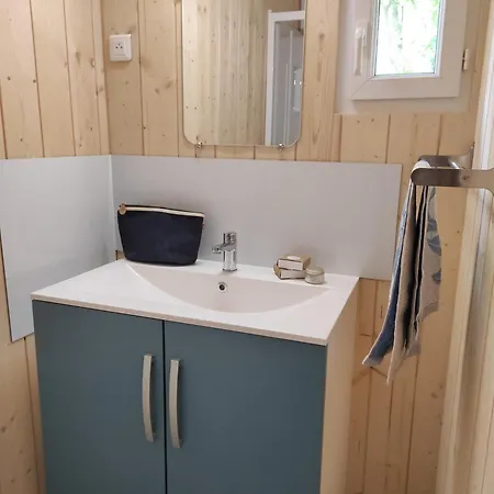 Le Rouge Gorge **** 10' Puy Du Fou