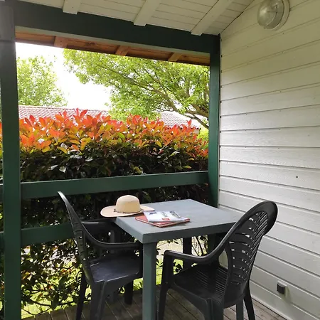 Kemp Le Rouge Gorge **** 10' Puy Du Fou Saint-Laurent-sur-Sèvre