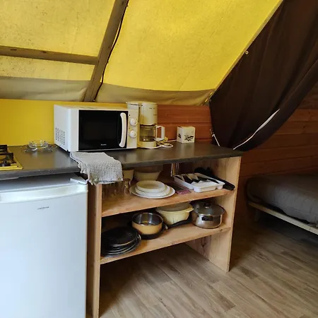 Le Rouge Gorge **** 10' Puy Du Fou