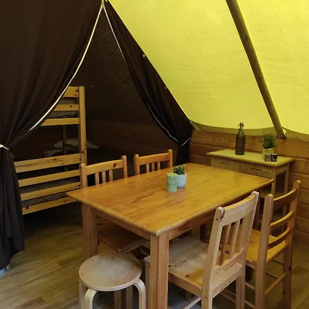 Le Rouge Gorge **** 10' Puy Du Fou 4* Saint-Laurent-sur-Sèvre