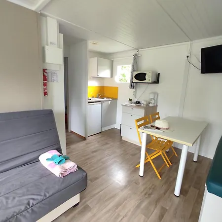 Campingplatz Le Rouge Gorge **** 10' Puy Du Fou