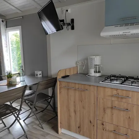 Campingplatz Le Rouge Gorge **** 10' Puy Du Fou 4*