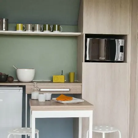 Le Rouge Gorge **** 10' Puy Du Fou Kemp