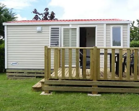 Le Rouge Gorge **** 10' Puy Du Fou