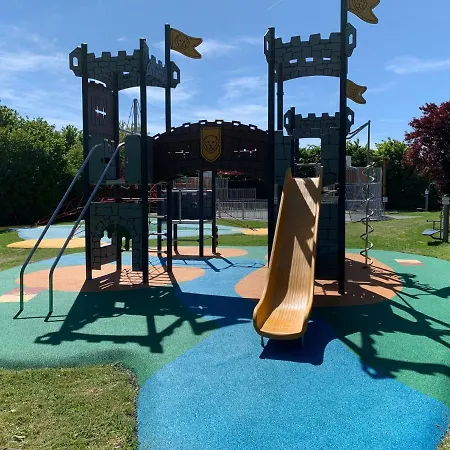 Le Rouge Gorge **** 10' Puy Du Fou 4*