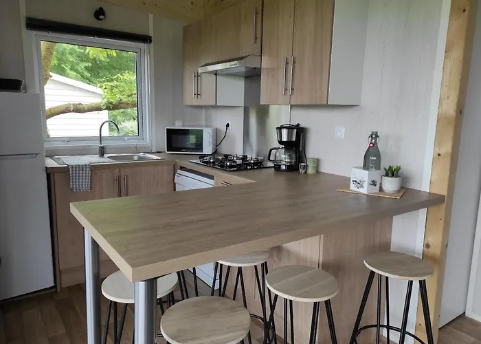 Le Rouge Gorge **** 10' Puy Du Fou Saint-Laurent-sur-Sèvre