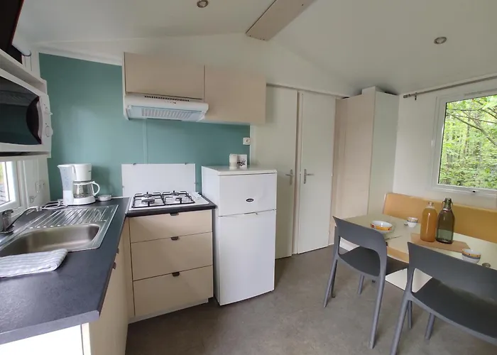 Kemping Le Rouge Gorge **** 10' Puy Du Fou