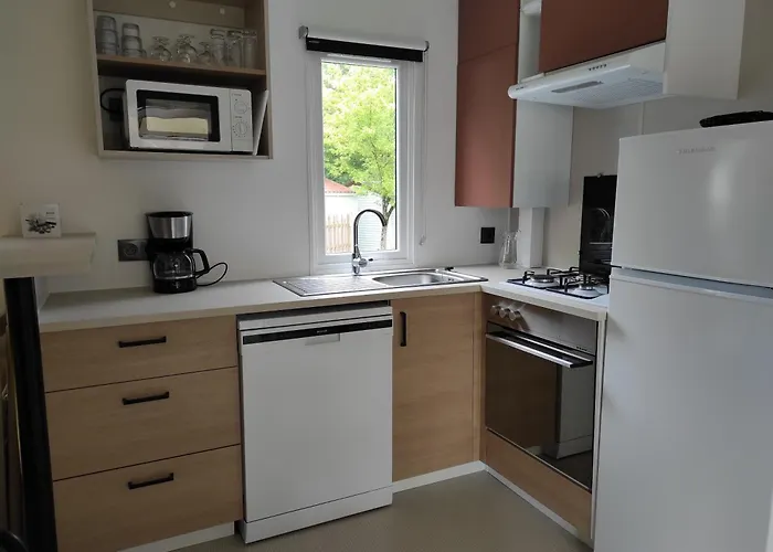 Kemping Le Rouge Gorge **** 10' Puy Du Fou 4*