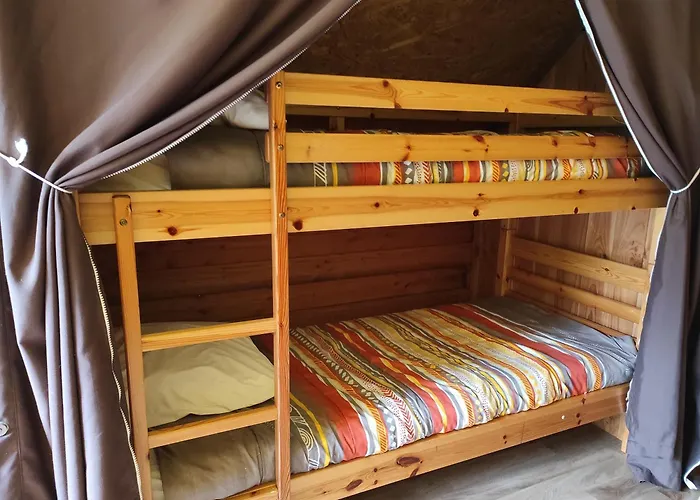 Le Rouge Gorge **** 10' Puy Du Fou 4*