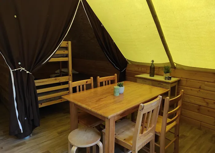 Le Rouge Gorge **** 10' Puy Du Fou 4* Saint-Laurent-sur-Sèvre