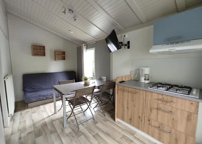 Kemping Le Rouge Gorge **** 10' Puy Du Fou Saint-Laurent-sur-Sèvre