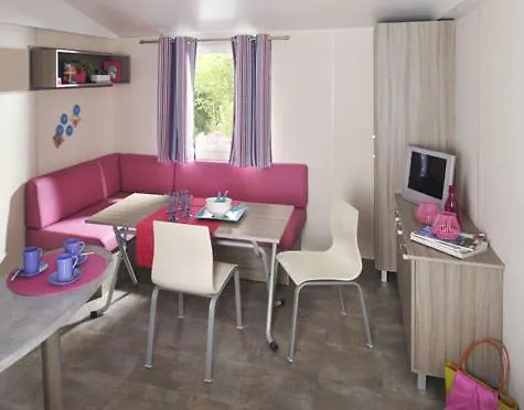 Le Rouge Gorge **** 10' Puy Du Fou Kemping