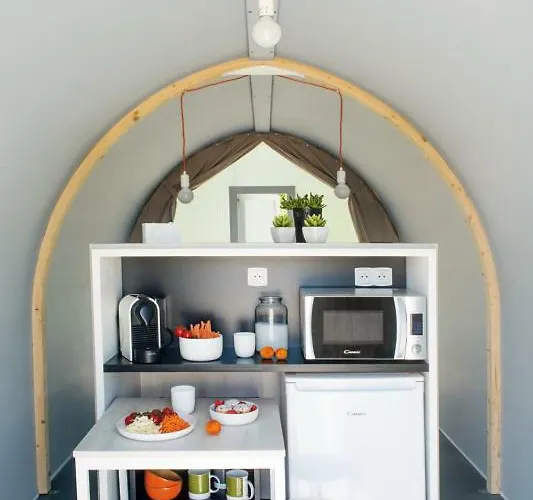 Le Rouge Gorge **** 10' Puy Du Fou