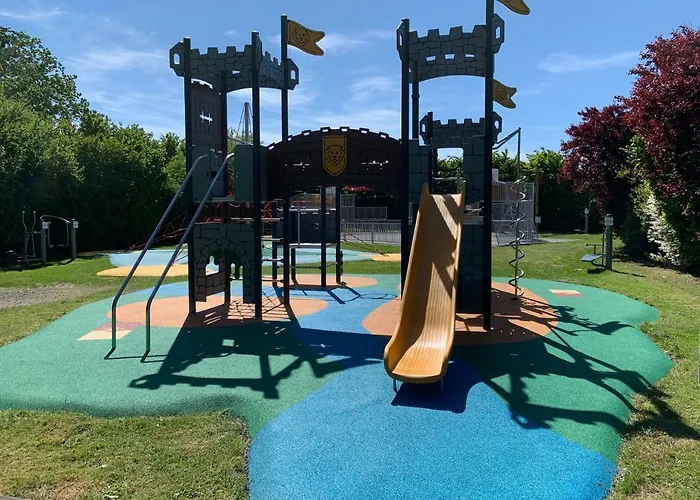 Le Rouge Gorge **** 10' Puy Du Fou 4*